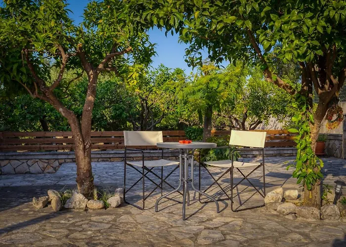 بيت للعطل Casa Regina - 5min To - Peaceful Retreat *