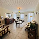 Casa Regina - 5min To - Peaceful Retreat Дом отдыха *