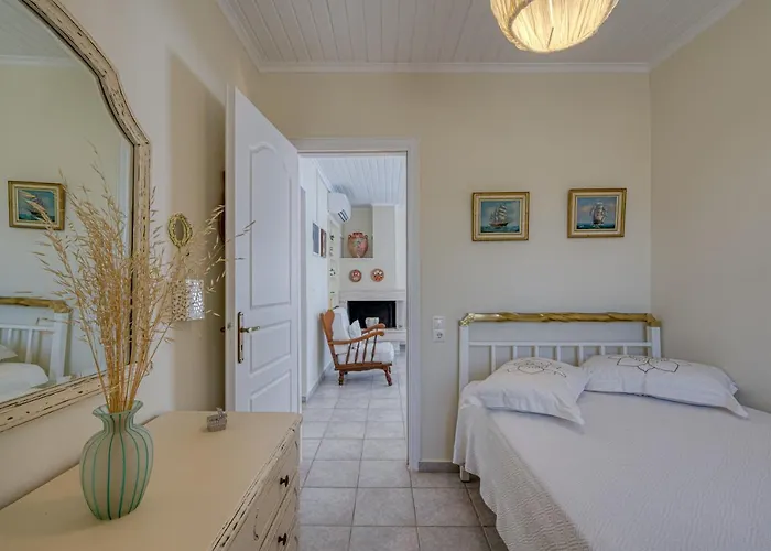 Casa Regina - 5min To - Peaceful Retreat Lithakia (Zakynthos)